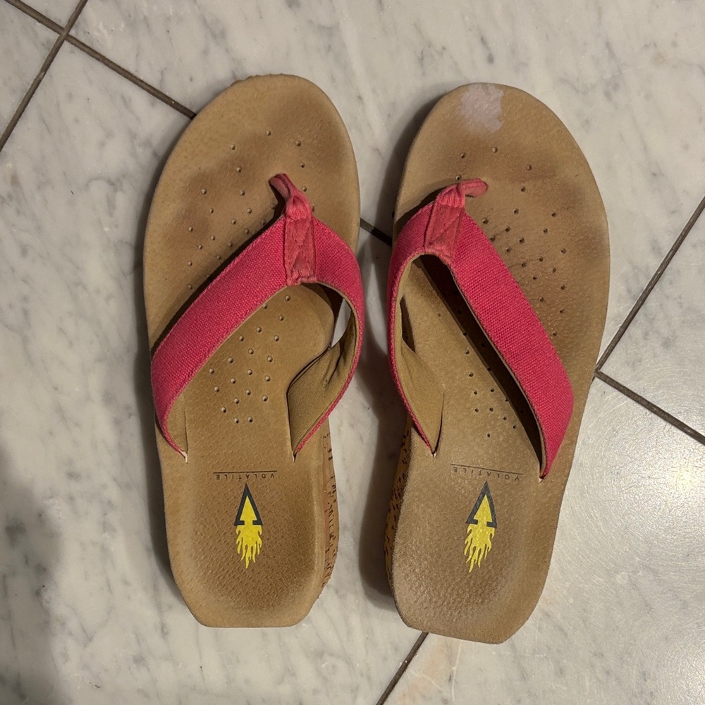 Volatile Casual Women's Pink Canvas Flip Flop Sandals